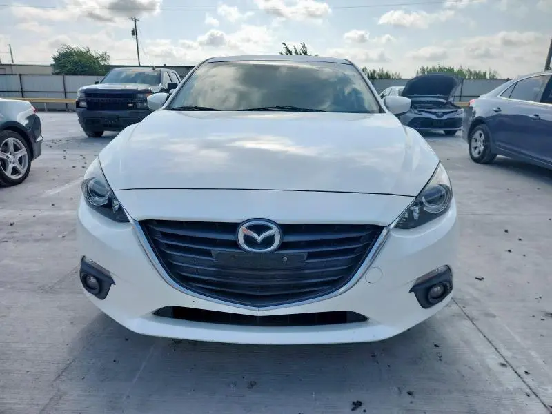2015 MAZDA 3 TOURING  
