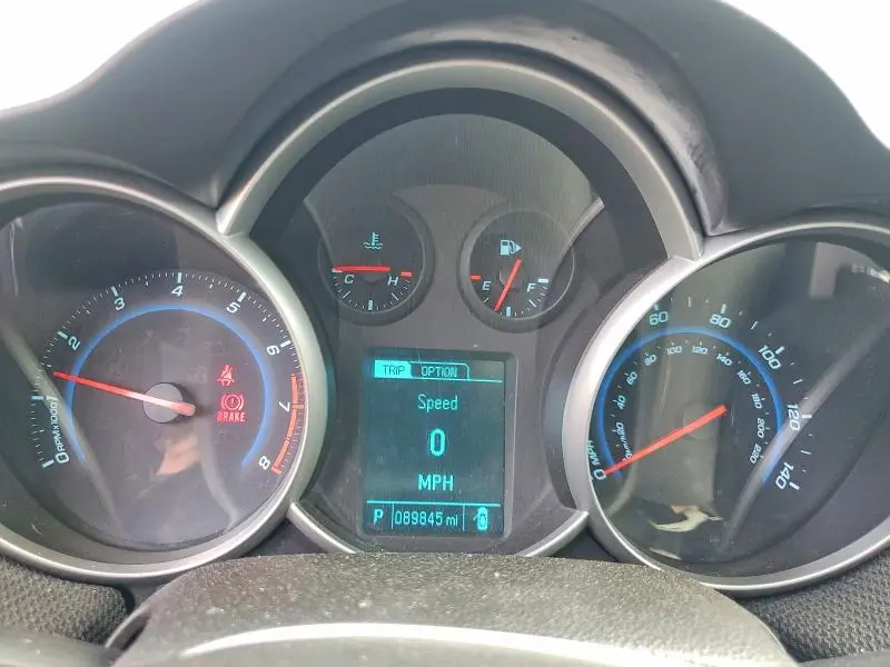 2015 CHEVROLET CRUZE LT  