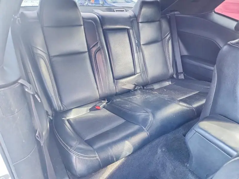 2015 DODGE CHALLENGER SXT  