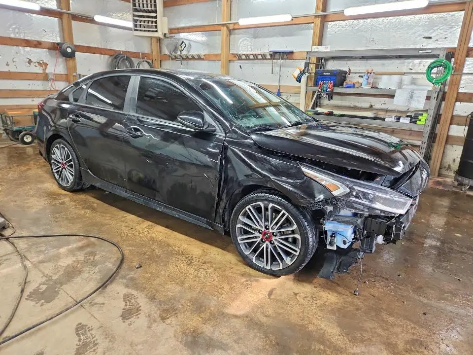 2022 KIA FORTE GT  