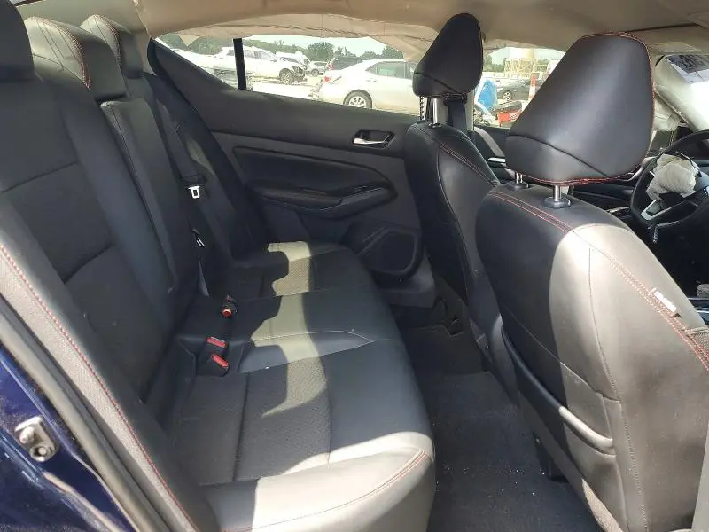 2023 NISSAN ALTIMA SR  