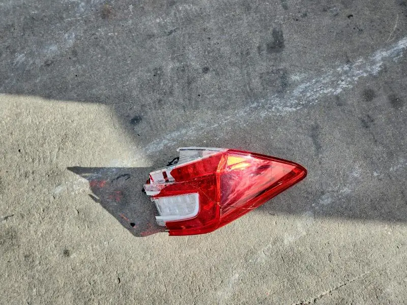 2018 SUBARU IMPREZA PREMIUM PLUS  