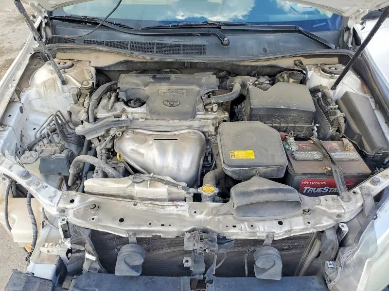 2015 TOYOTA CAMRY XLE  