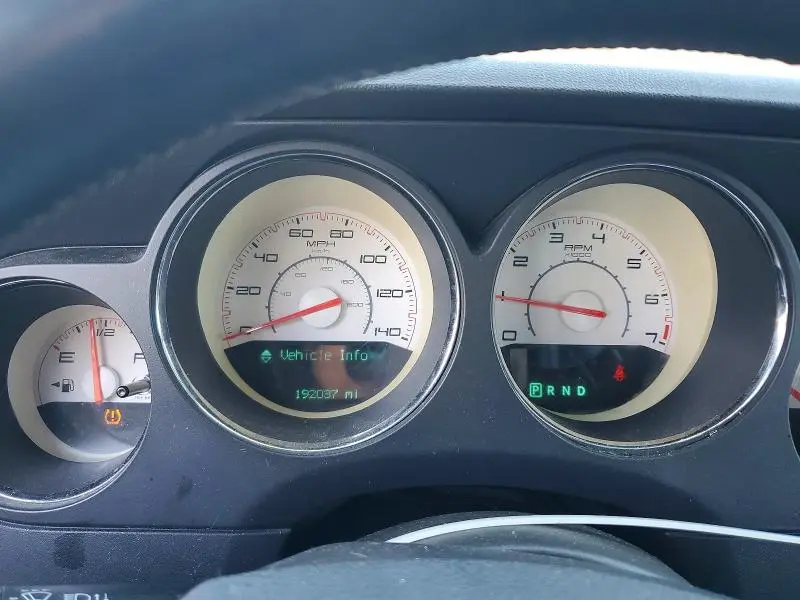 2012 DODGE CHALLENGER SXT  