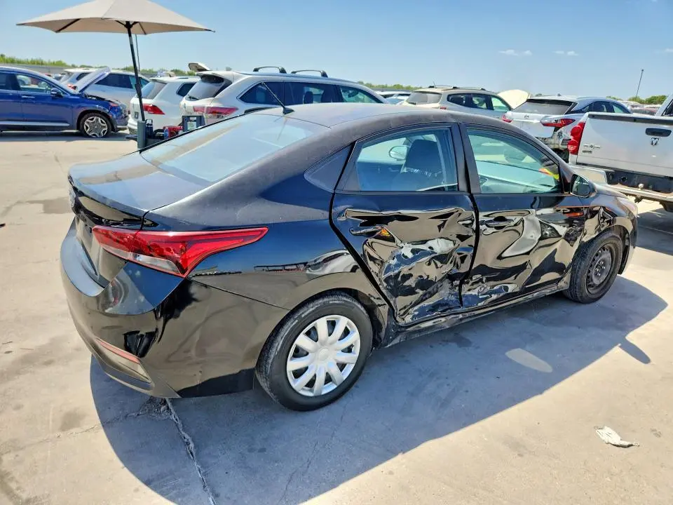 2018 HYUNDAI ACCENT SE  