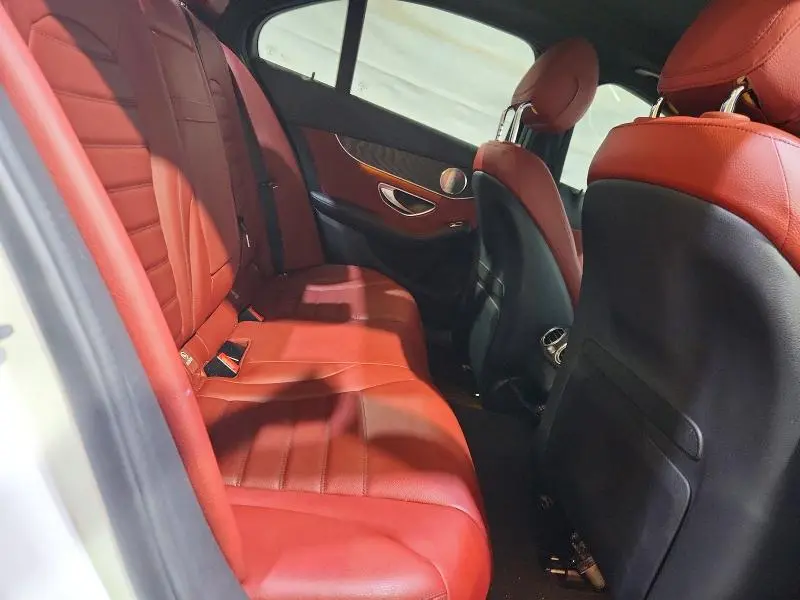 2016 MERCEDES-BENZ C 300  