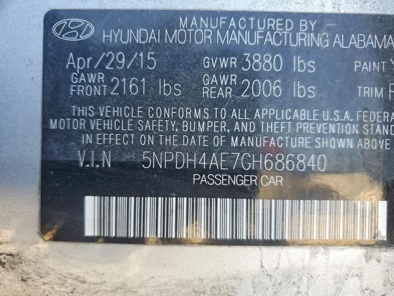 2016 HYUNDAI ELANTRA SE  