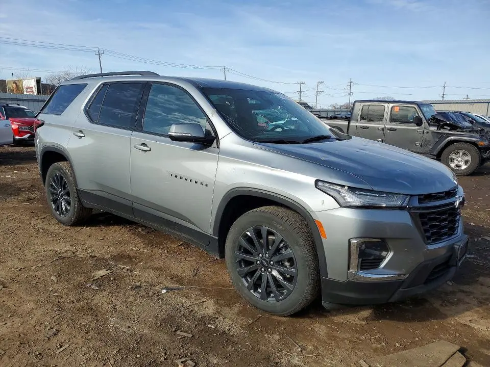2023 CHEVROLET TRAVERSE RS  