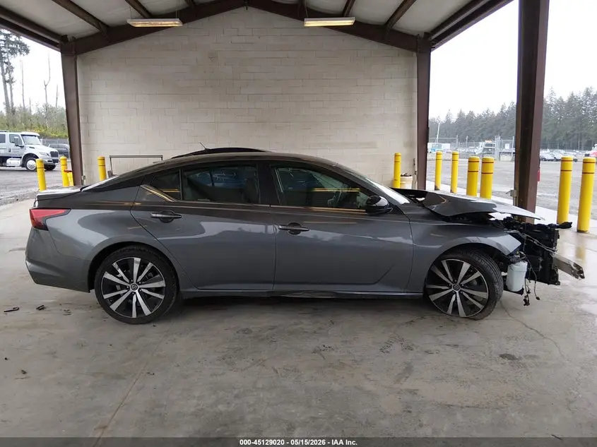 2020 NISSAN ALTIMA SR FWD