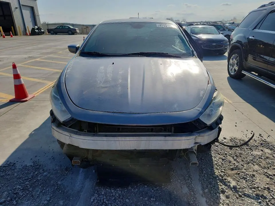 2015 DODGE DART SE  