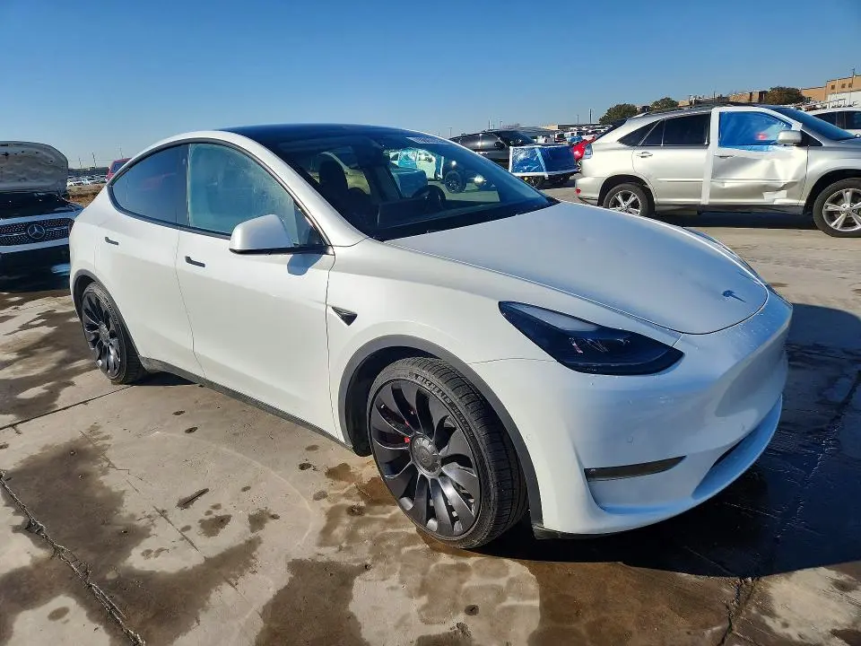 2022 TESLA MODEL Y   