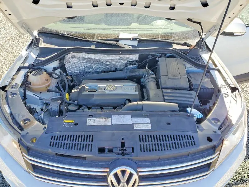 2016 VOLKSWAGEN TIGUAN S  