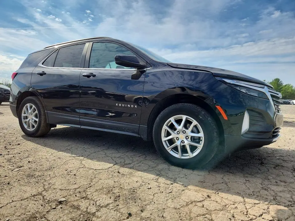 2022 CHEVROLET EQUINOX LT  