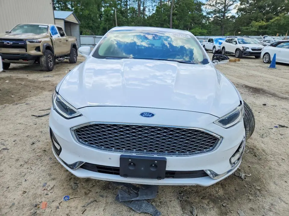 2019 FORD FUSION TITANIUM  