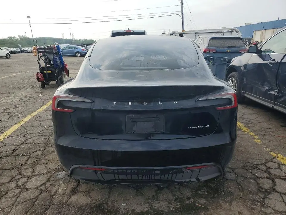 2025 TESLA MODEL 3   