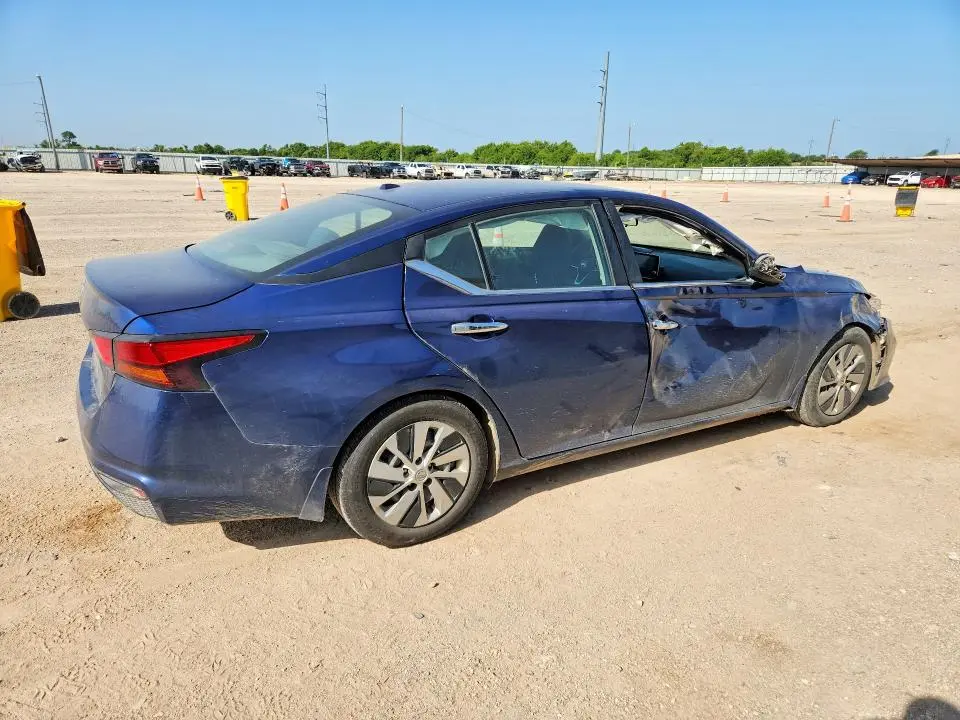 2020 NISSAN ALTIMA S  