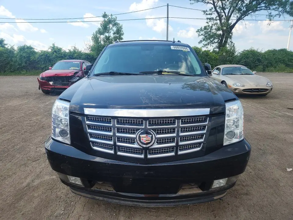 2012 CADILLAC ESCALADE   