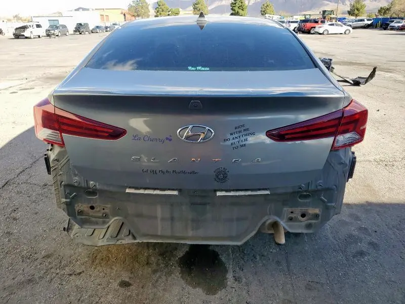 2019 HYUNDAI ELANTRA SEL  