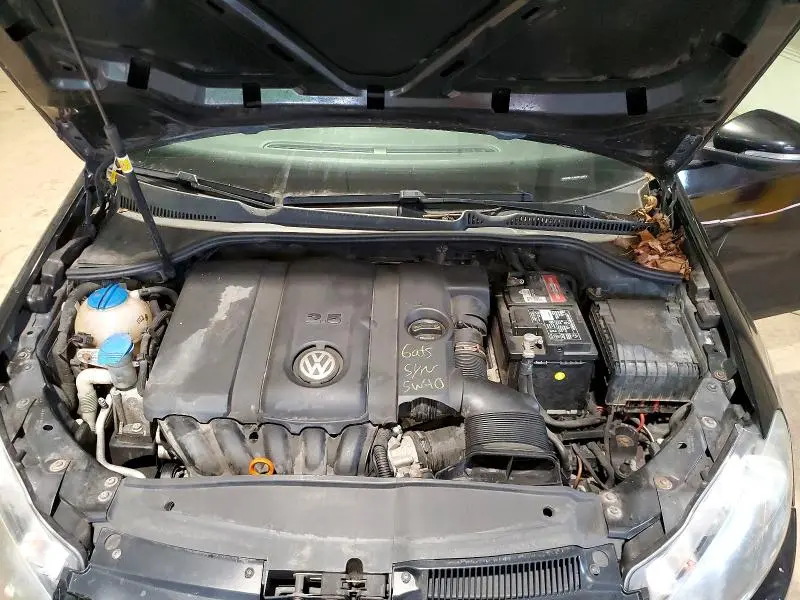 2013 VOLKSWAGEN GOLF   