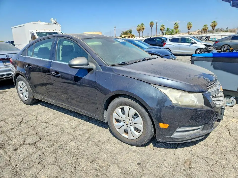 2012 CHEVROLET CRUZE LS  