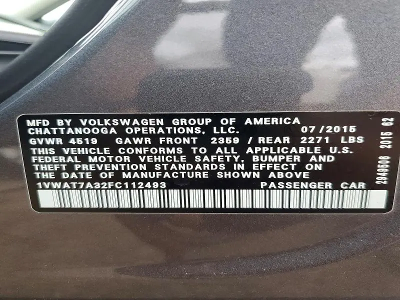 2015 VOLKSWAGEN PASSAT S  