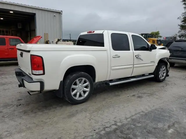 2010 GMC SIERRA K1500 DENALI  