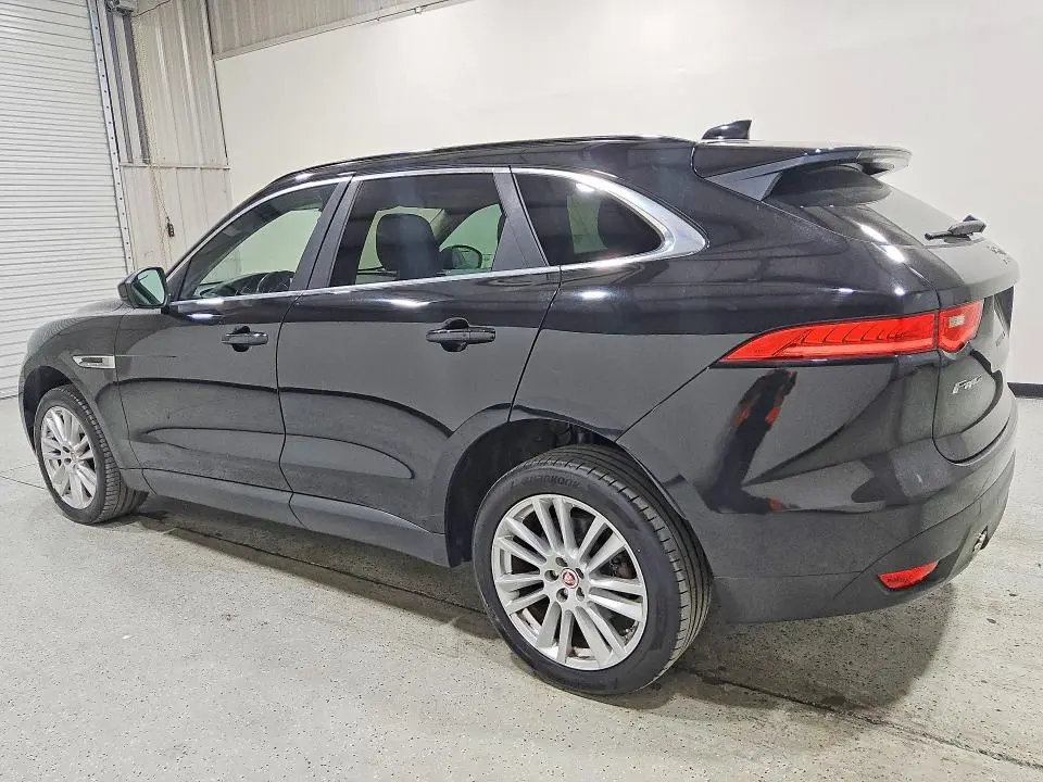 2019 JAGUAR F-PACE PRESTIGE  