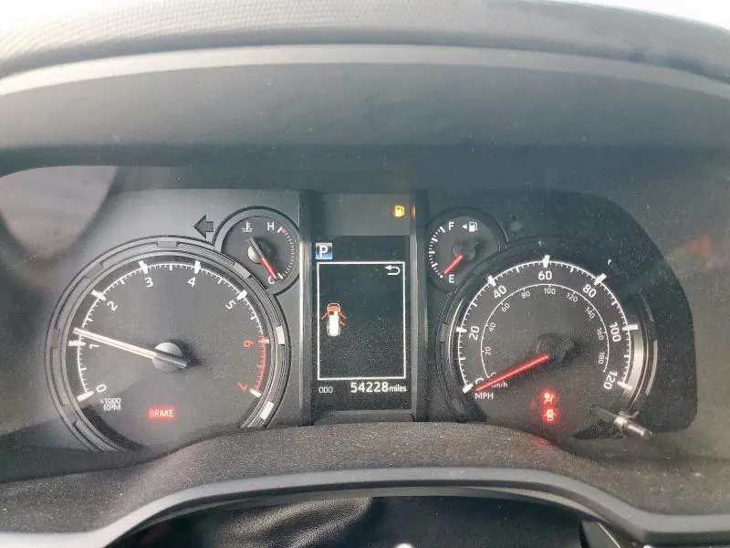 2021 TOYOTA 4RUNNER SR5  