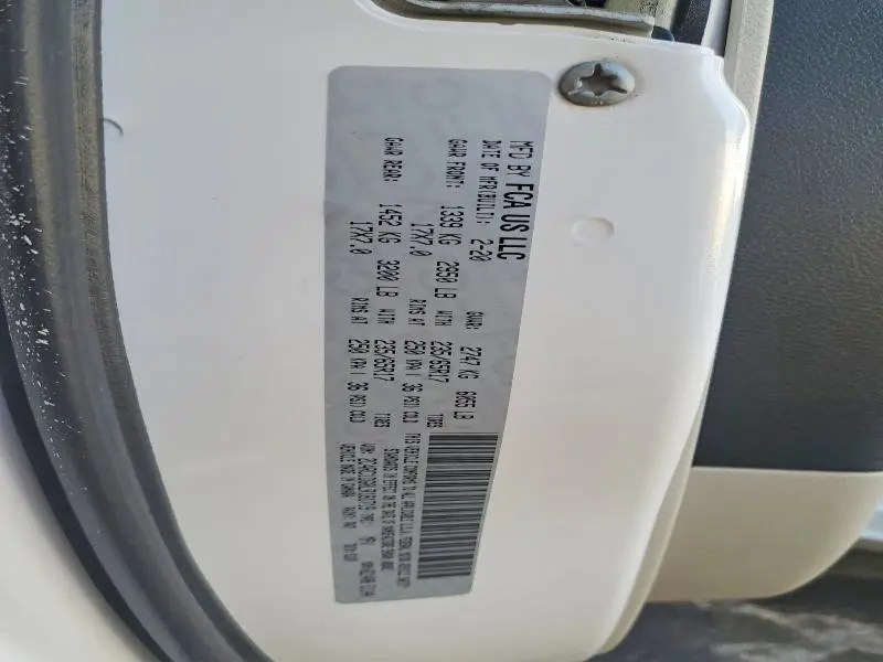 2020 CHRYSLER VOYAGER LXI  