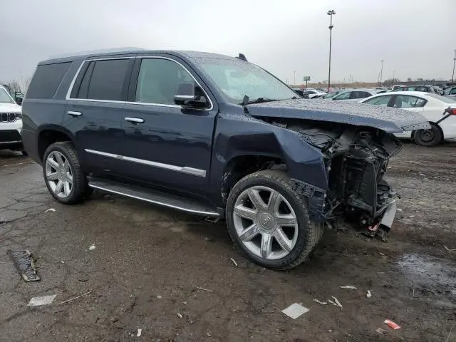 2017 CADILLAC ESCALADE LUXURY  