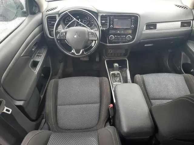 2017 MITSUBISHI OUTLANDER ES