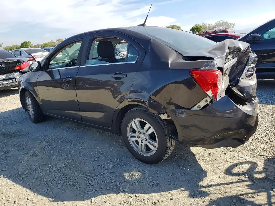 2013 CHEVROLET SONIC LT  