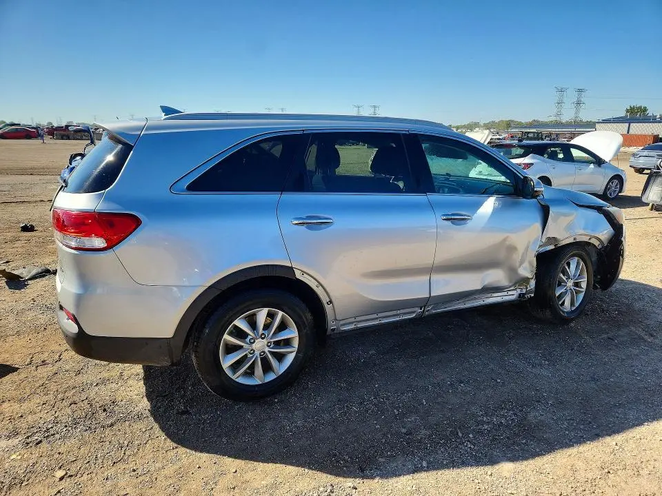 2016 KIA SORENTO LX V6  