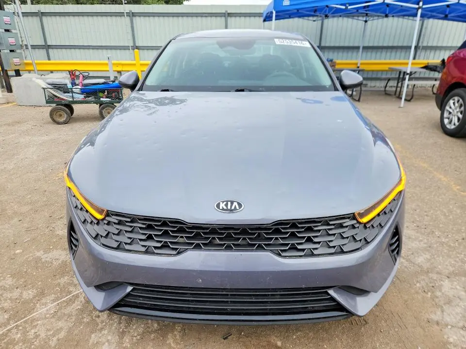 2021 KIA K5   