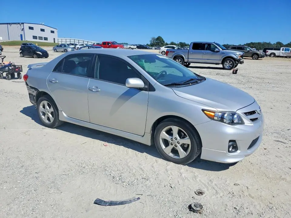 2013 TOYOTA COROLLA S  