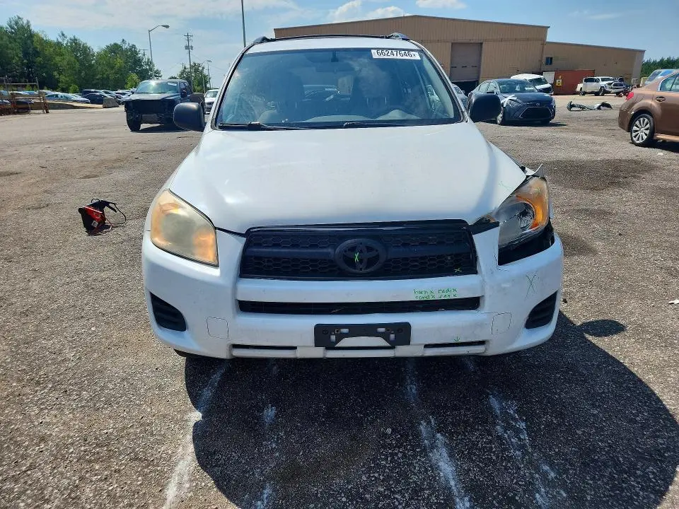 2012 TOYOTA RAV4 BASE  