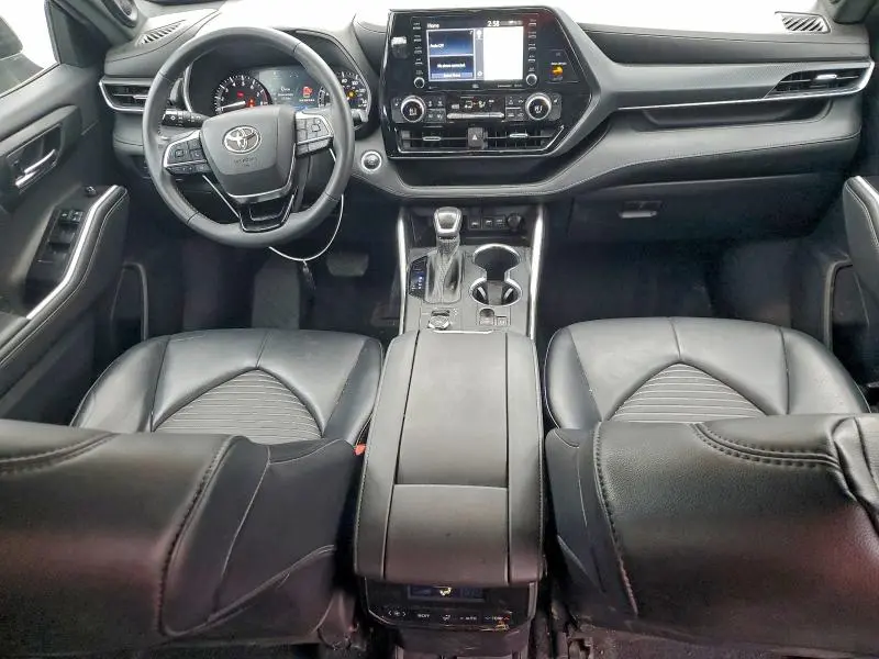 2021 TOYOTA HIGHLANDER XSE  