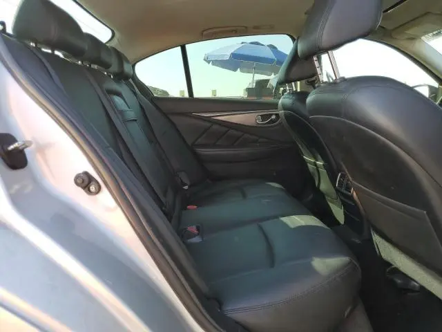 2015 INFINITI Q50 BASE