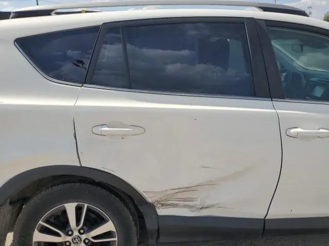 2017 TOYOTA RAV4 XLE  