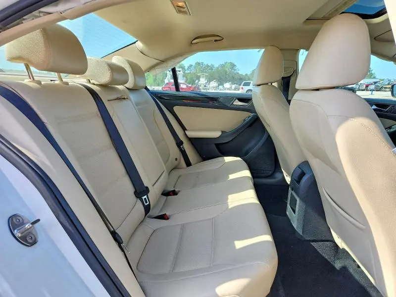 2017 VOLKSWAGEN JETTA SEL  