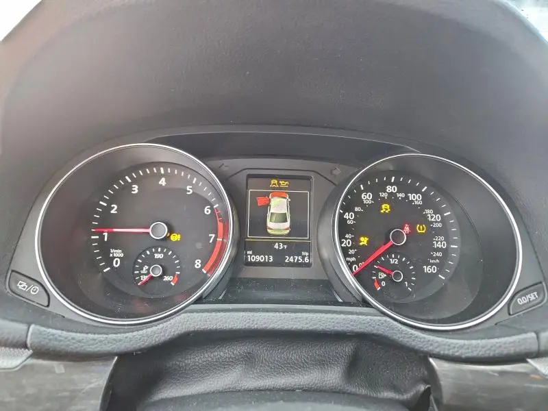 2018 VOLKSWAGEN PASSAT SEL PREMIUM  