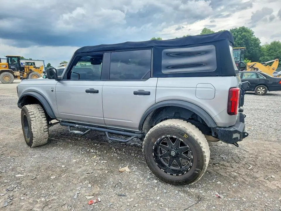 2022 FORD BRONCO BASE  