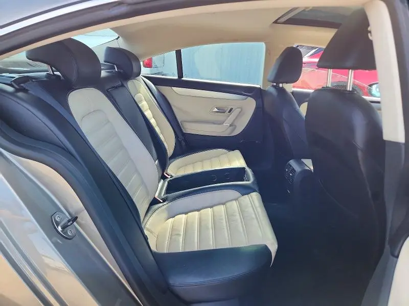 2010 VOLKSWAGEN CC LUXURY  