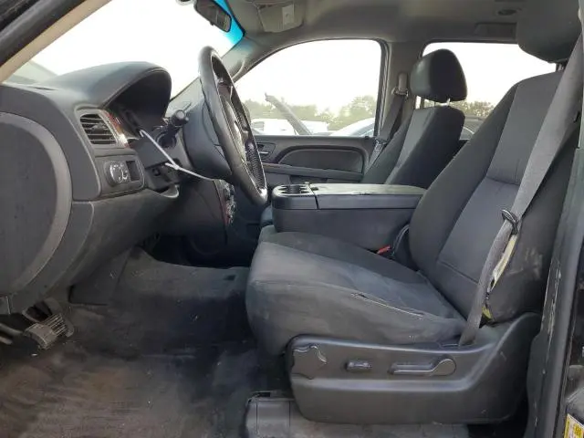 2011 CHEVROLET SUBURBAN C1500 LS  