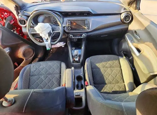 2018 NISSAN KICKS SV  