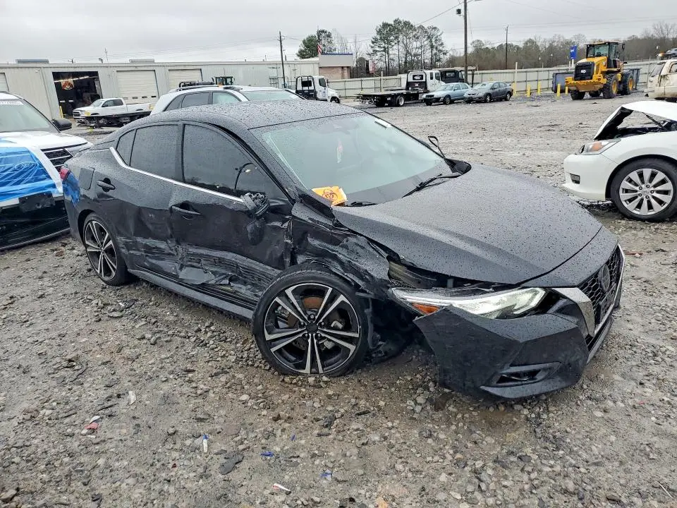 2021 NISSAN SENTRA SR  