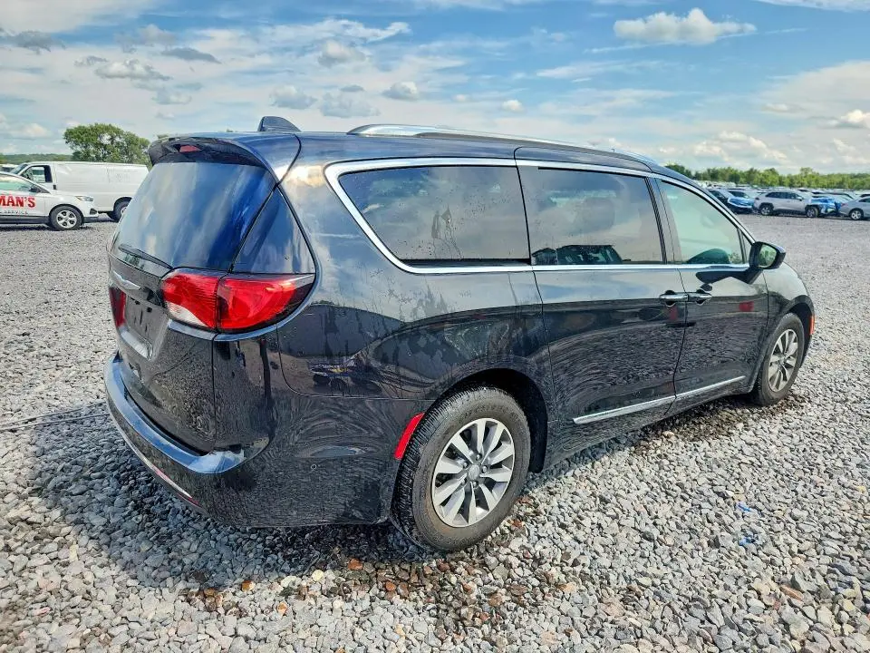2020 CHRYSLER PACIFICA TOURING L PLUS  