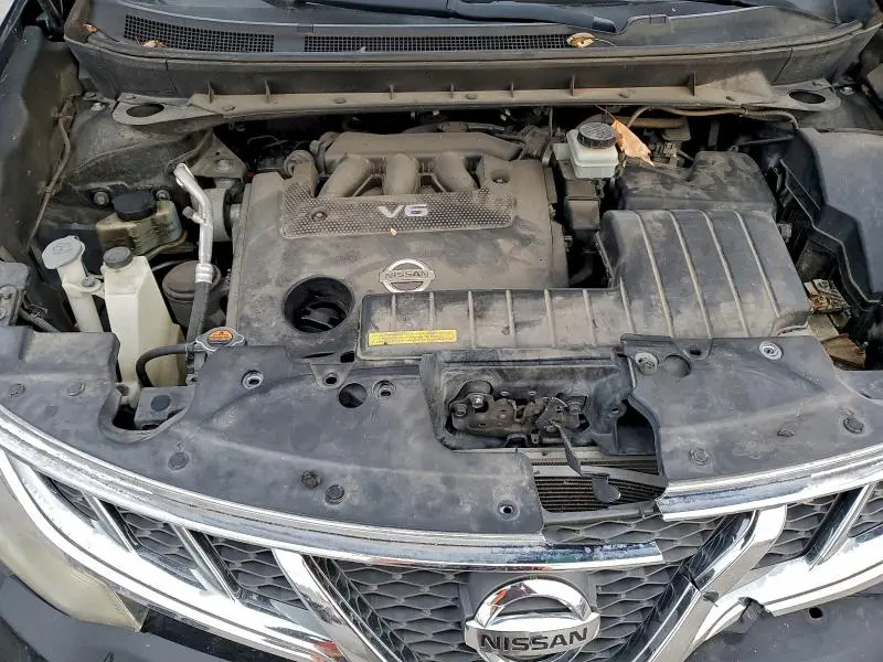 2013 NISSAN MURANO S  