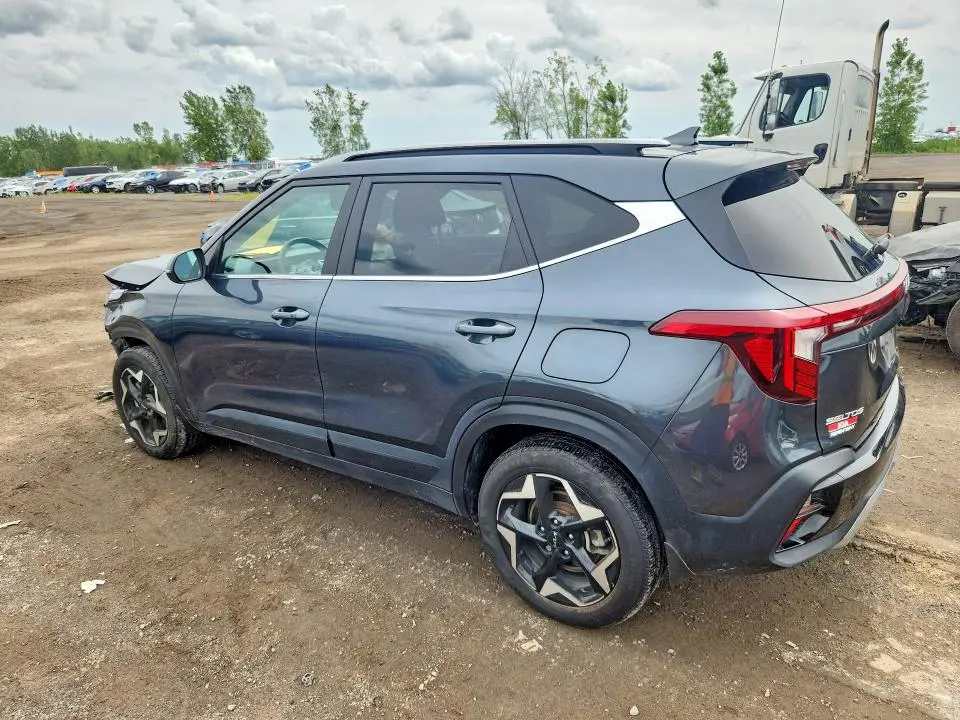 2024 KIA SELTOS EX  