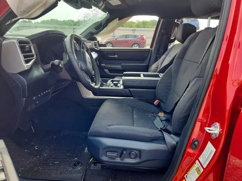 2026 TOYOTA TUNDRA SR5  